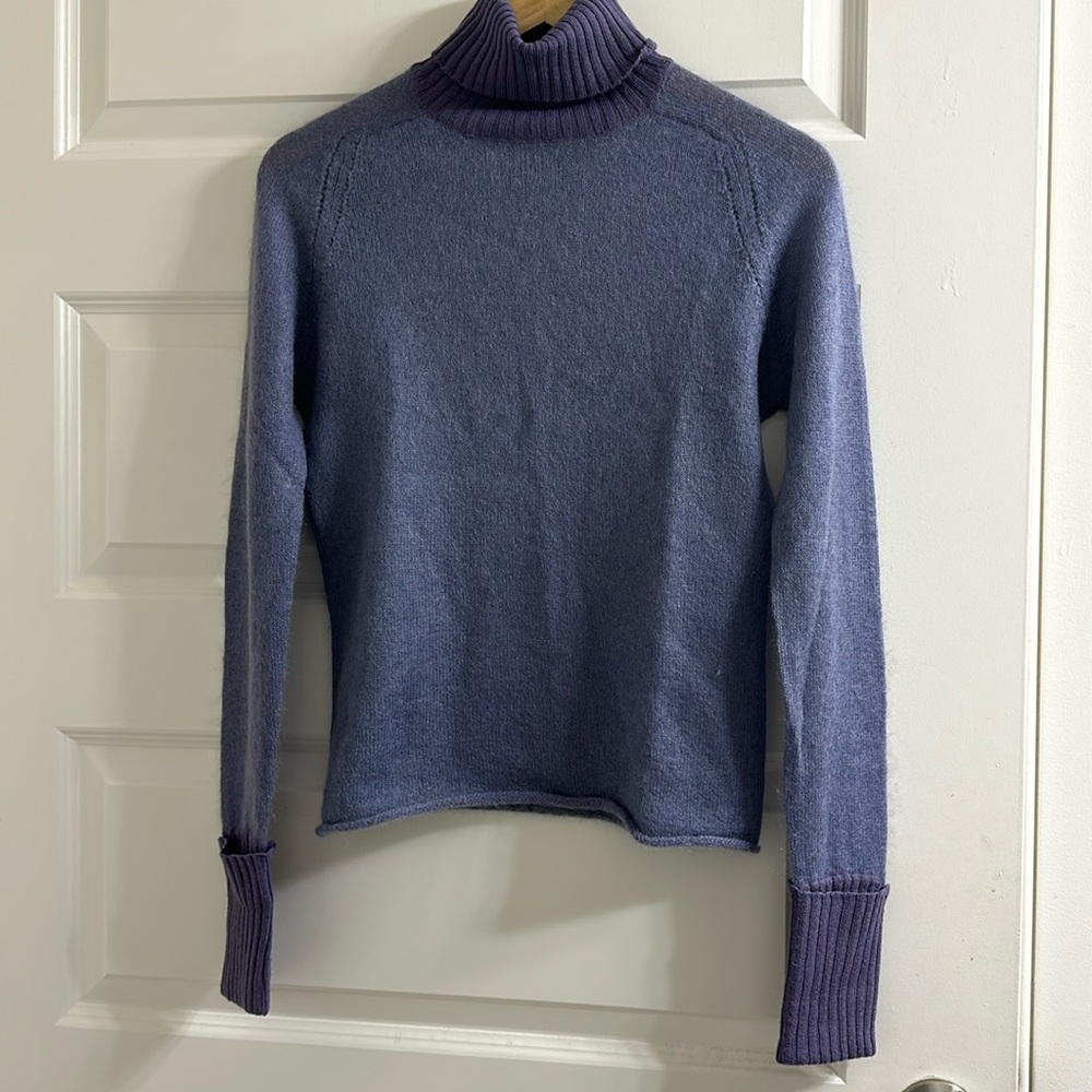 Beautiful and Soft Lavender Banana Republic Turtle Neck Sweater